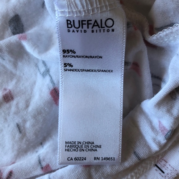 Teeshirt - Picture 3 of 3